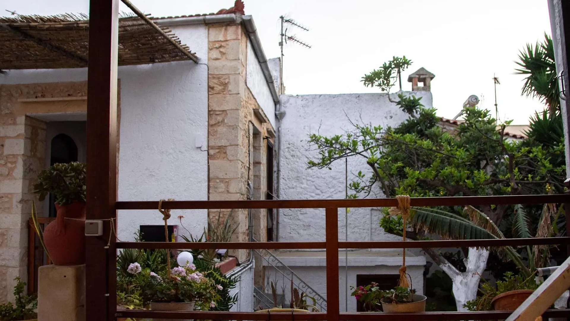 Rethymno Dome Garden Apartment Grecia